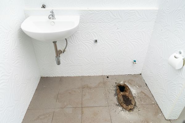 Toilet Disposal in Cincinnati